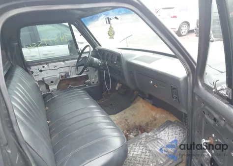 1985 Dodge D-Series D100/D150 z USA, uszkodzony, nr VIN 1B7FD14T1FS571678